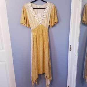 NWT LC Lauren Conrad Boho Floral Midi Dress